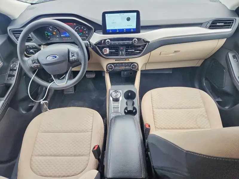 2021 FORD ESCAPE SE  
