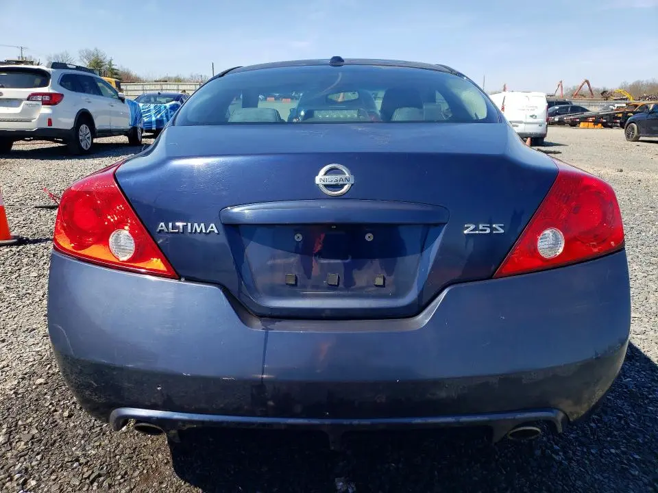 2010 NISSAN ALTIMA S  