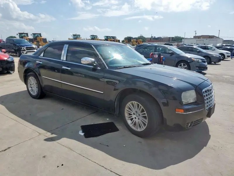 2010 CHRYSLER 300 TOURING  