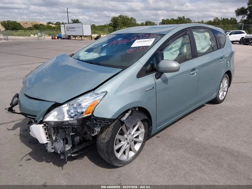 2013 TOYOTA PRIUS V FIVE