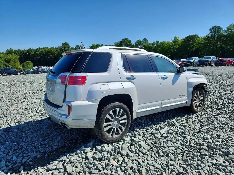 2017 GMC TERRAIN DENALI  