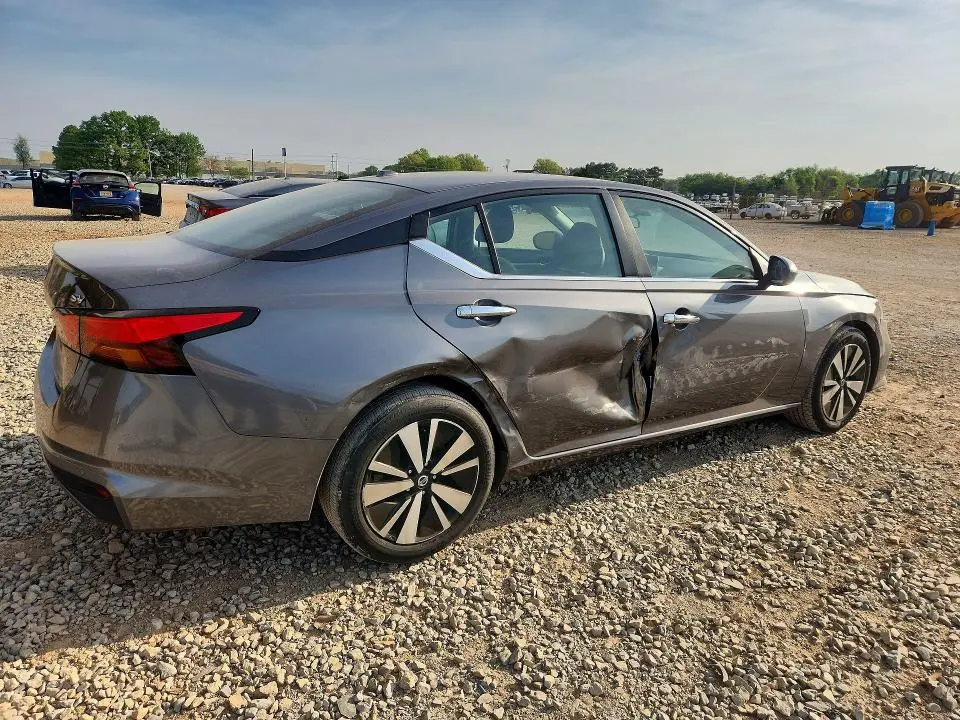 2021 NISSAN ALTIMA 2.5 SV  