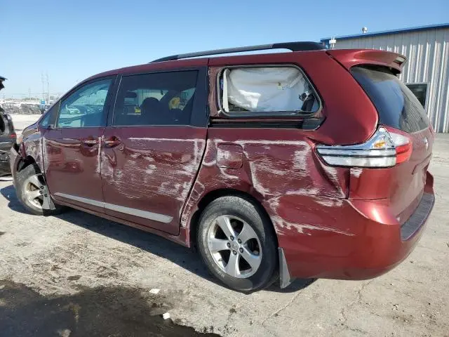 2017 TOYOTA SIENNA LE  