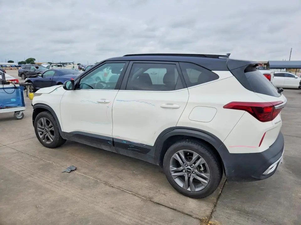2022 KIA SELTOS S  