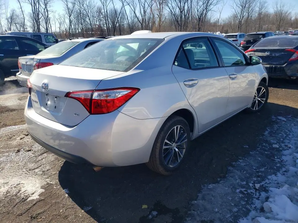 2016 TOYOTA COROLLA LE PLUS  