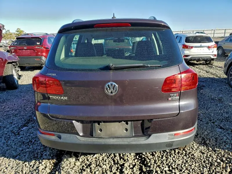 2016 VOLKSWAGEN TIGUAN S  