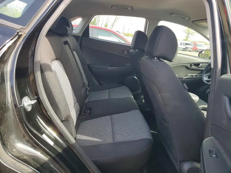 2018 HYUNDAI KONA SE  