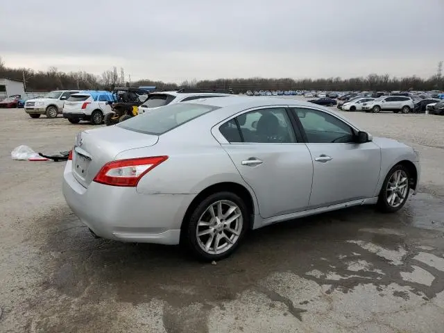 2010 NISSAN MAXIMA S