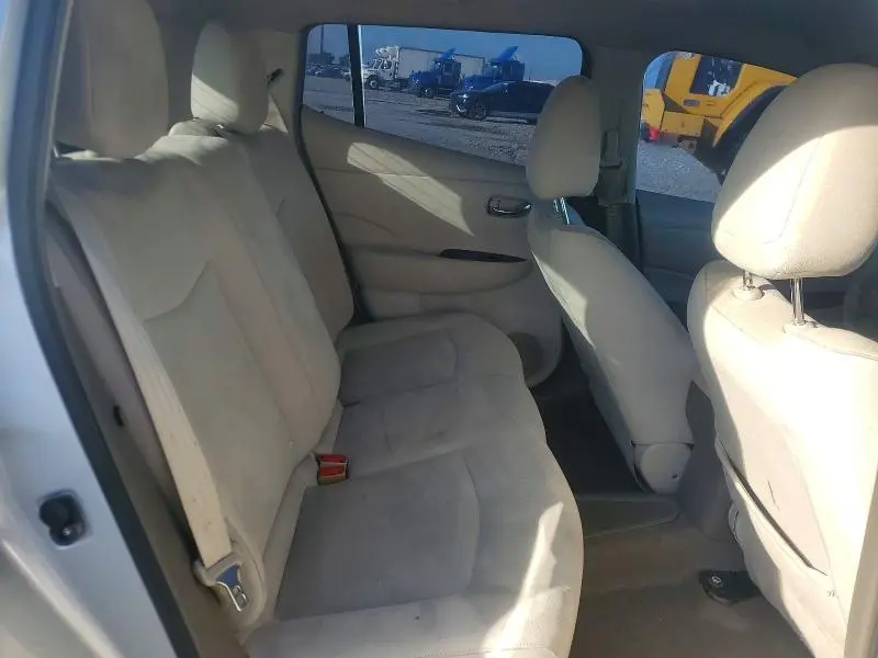 2012 NISSAN LEAF SV  