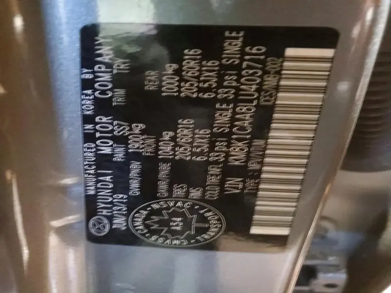 2020 HYUNDAI KONA SE  