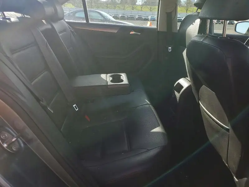 2015 VOLKSWAGEN JETTA TDI  