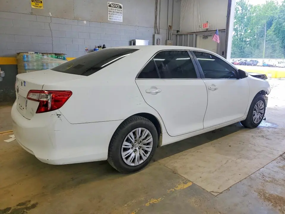 2013 TOYOTA CAMRY L  