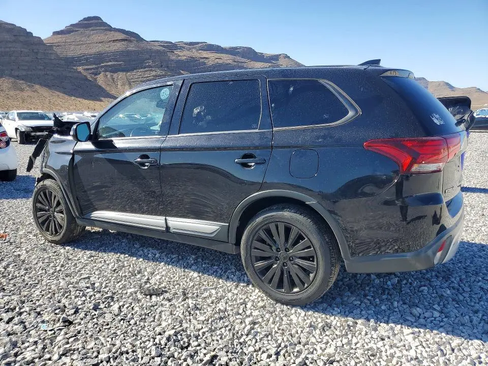 2019 MITSUBISHI OUTLANDER SE  