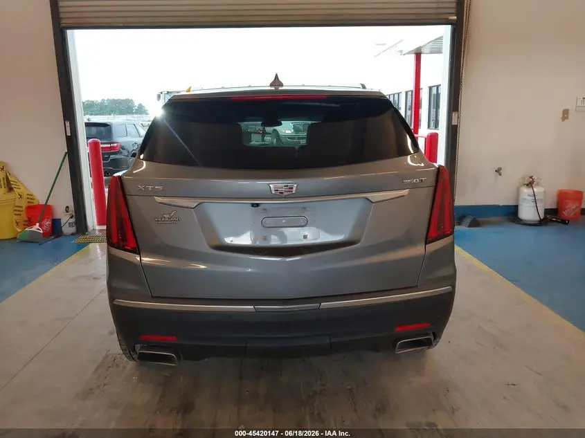 2022 CADILLAC XT5 FWD LUXURY