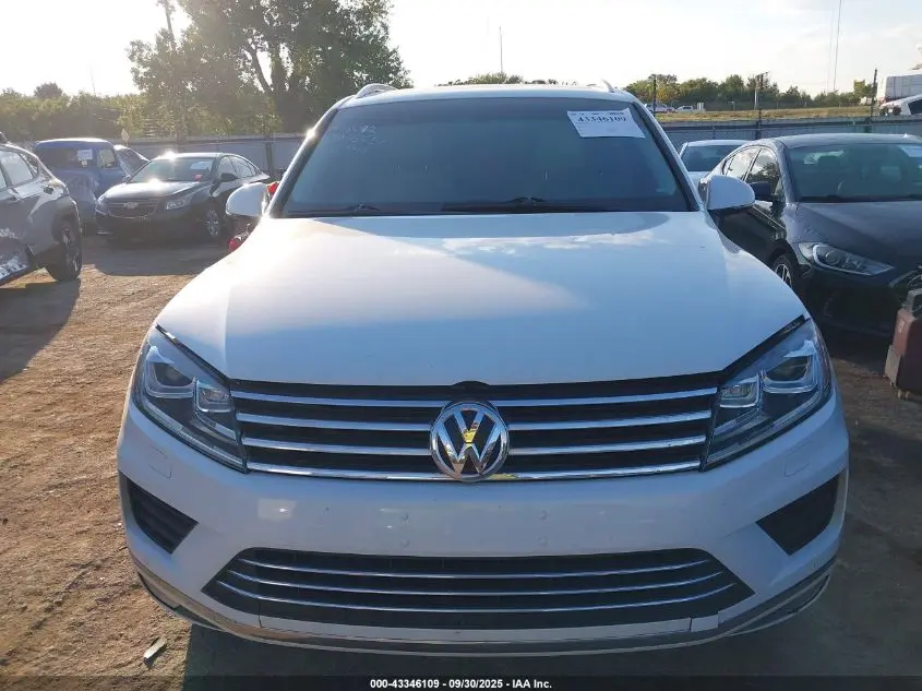 2015 VOLKSWAGEN TOUAREG V6 LUX