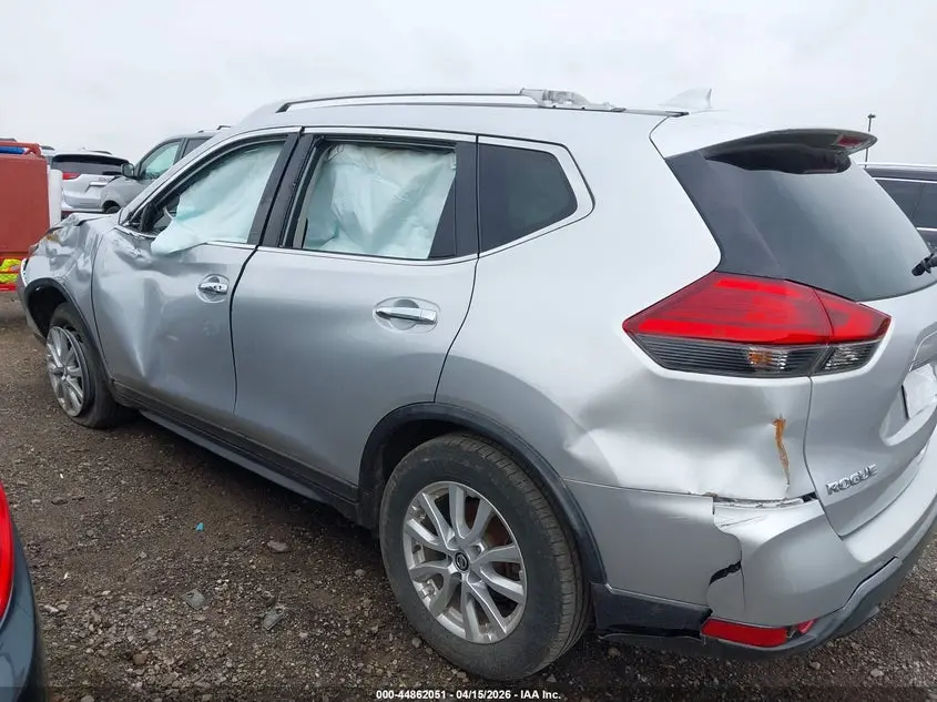 2017 NISSAN ROGUE SV