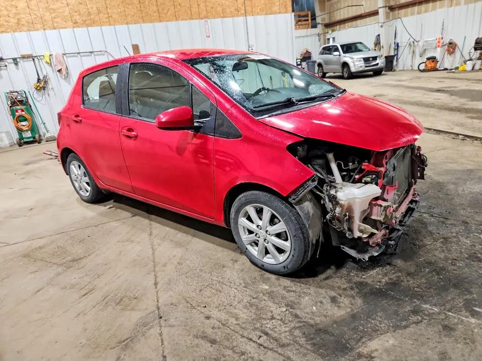 2016 TOYOTA YARIS 5-DOOR LE  