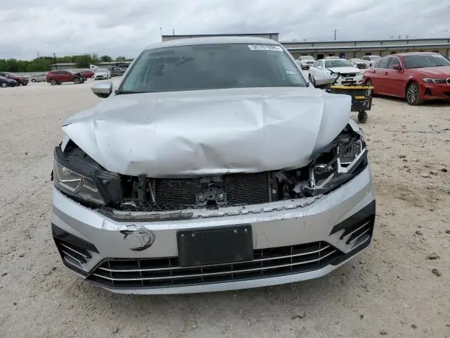 2017 VOLKSWAGEN PASSAT R-LINE