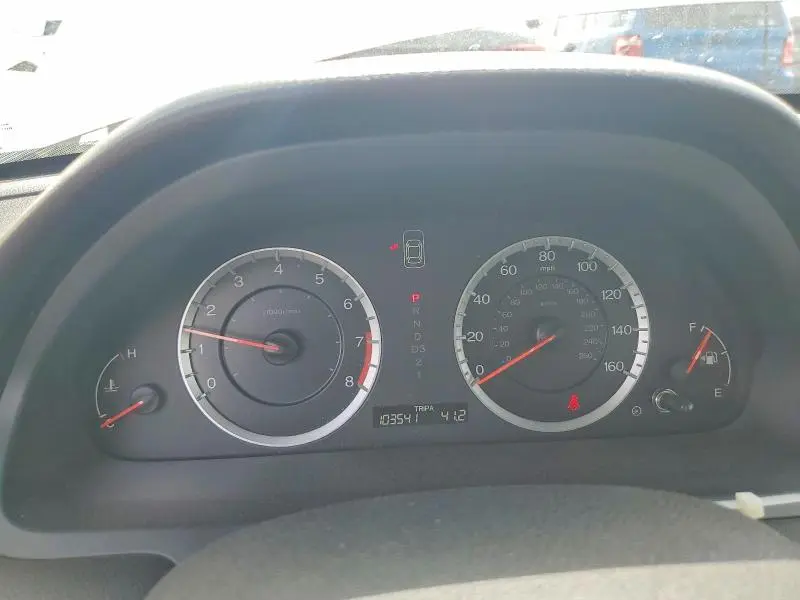 2011 HONDA ACCORD LX  