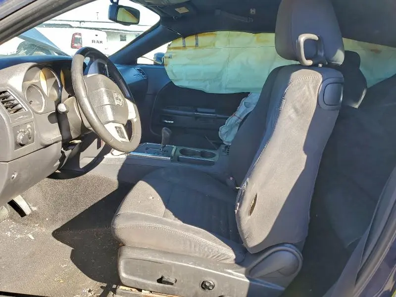 2014 DODGE CHALLENGER SXT  