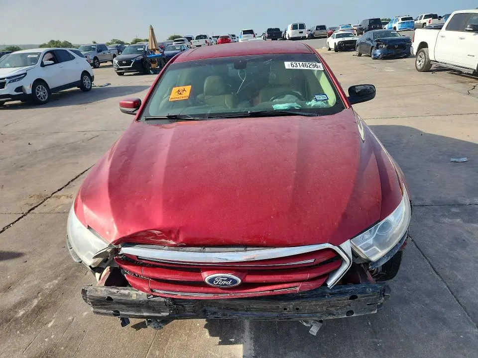 2013 FORD TAURUS SEL  