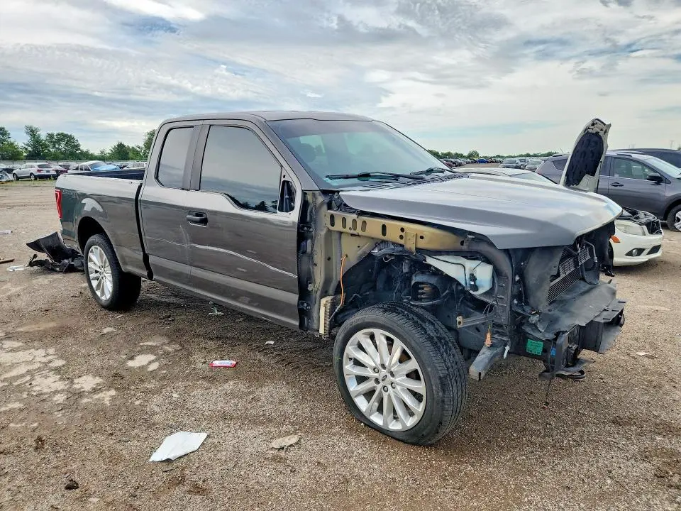 2017 FORD F150 SUPER CAB  