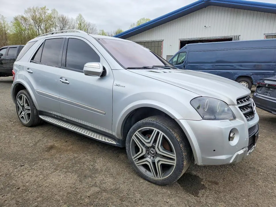 2010 MERCEDES-BENZ ML 550 4MATIC  