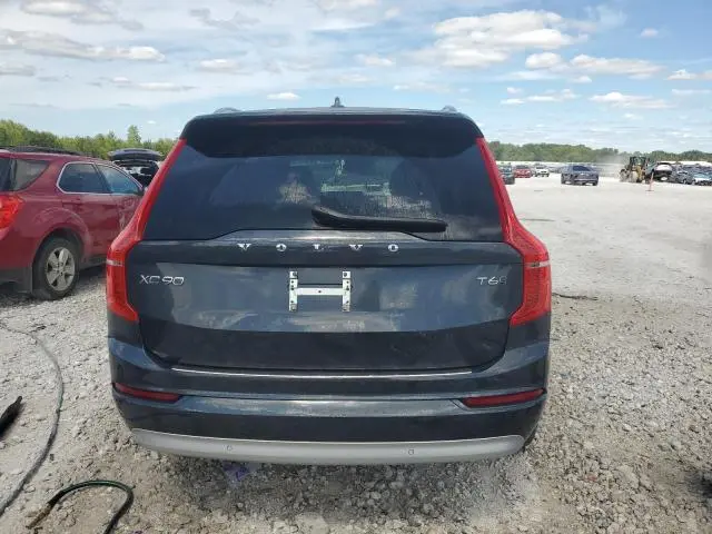 2022 VOLVO XC90 T6 MOMENTUM  