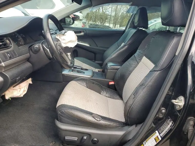 2014 TOYOTA CAMRY SE  