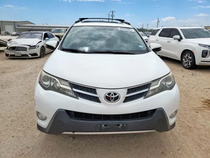 2015 TOYOTA RAV4 XLE  