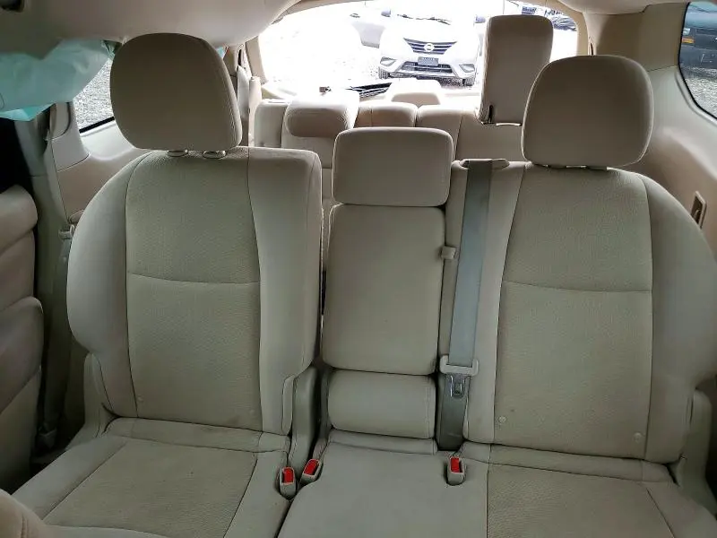 2015 NISSAN PATHFINDER SV  