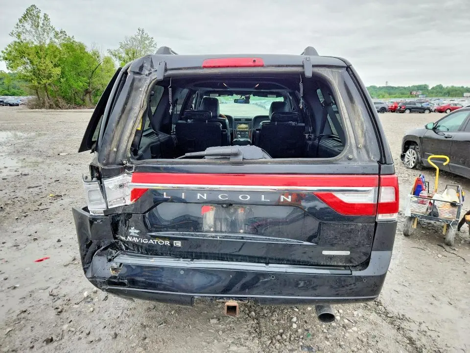 2016 LINCOLN NAVIGATOR L SELECT  