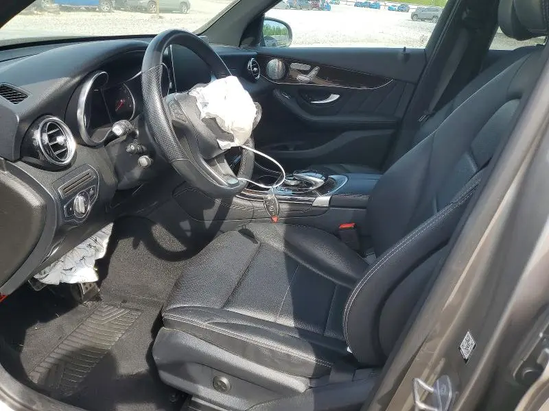 2019 MERCEDES-BENZ GLC 300 4MATIC  