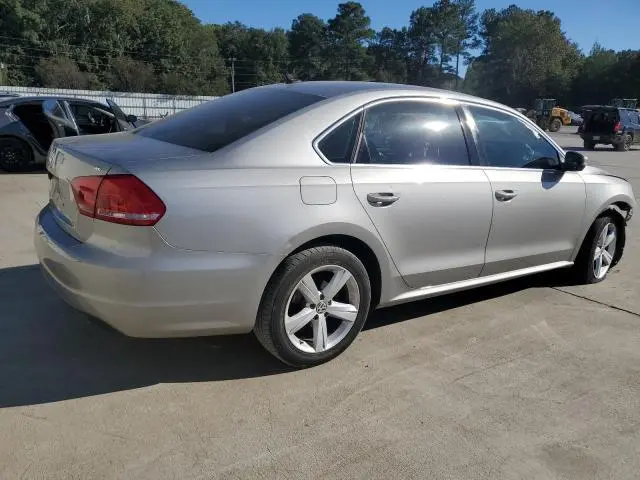 2013 VOLKSWAGEN PASSAT SE  