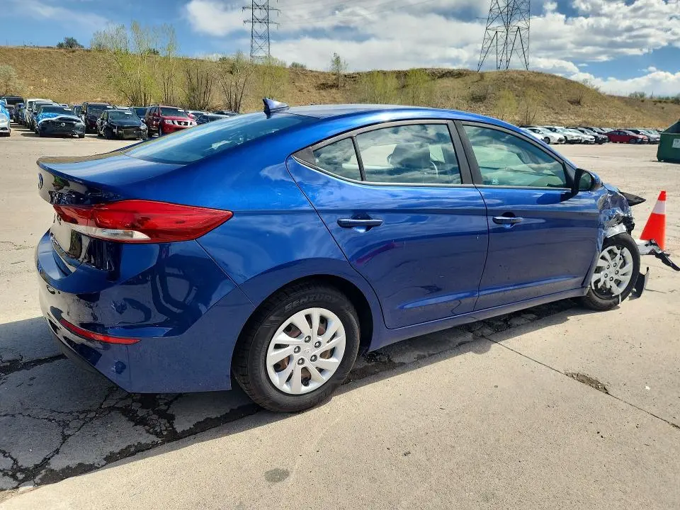 2017 HYUNDAI ELANTRA SE  