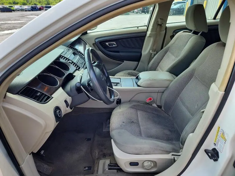2010 FORD TAURUS SEL  