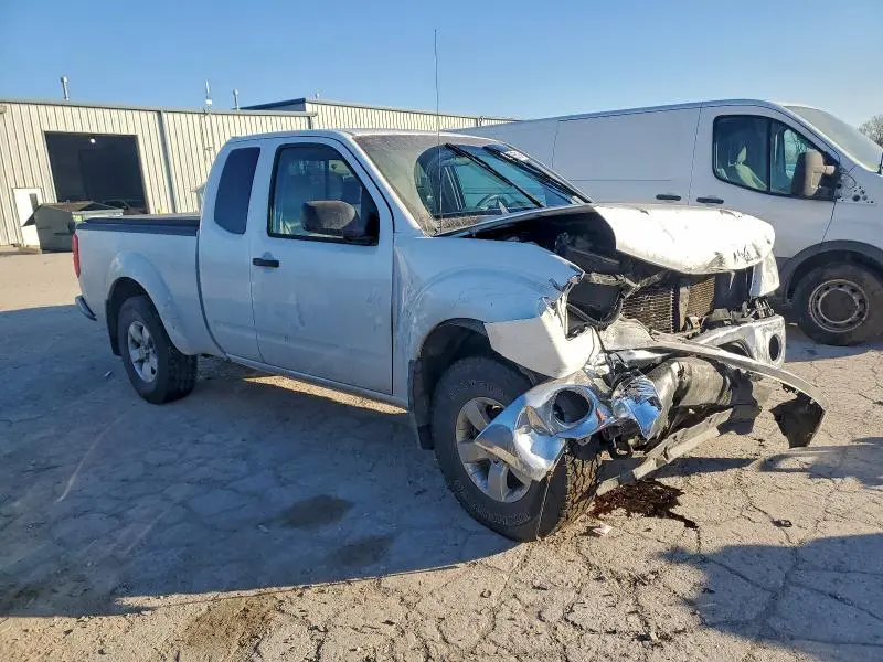 2010 NISSAN FRONTIER KING CAB SE  