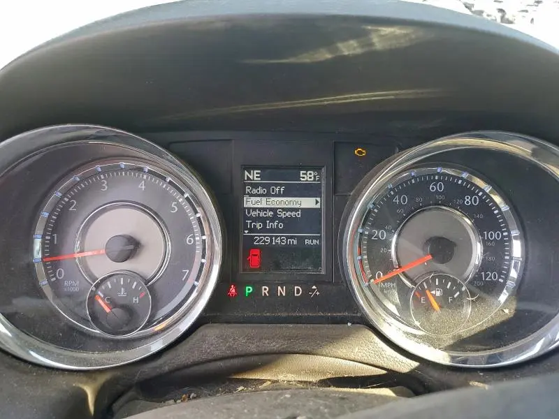 2011 CHRYSLER TOWN & COUNTRY TOURING L  