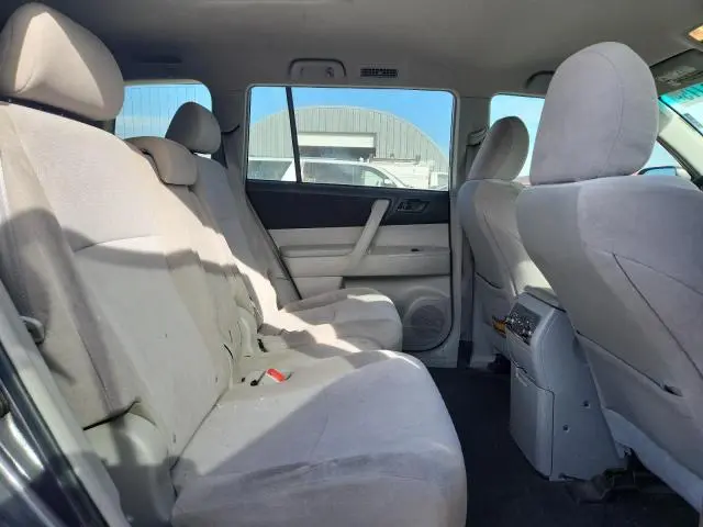 2013 TOYOTA HIGHLANDER BASE  