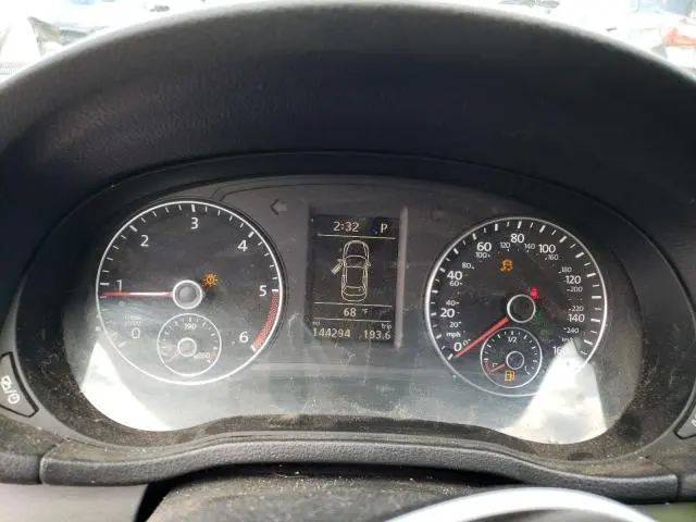 2014 VOLKSWAGEN PASSAT SE