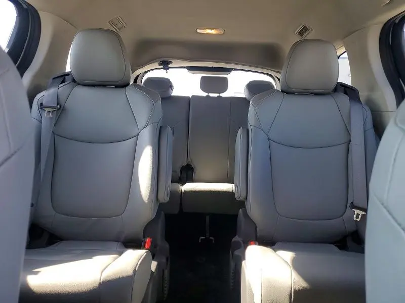 2024 TOYOTA SIENNA XLE 7-PASSENGER  