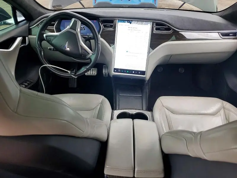 2015 TESLA MODEL S   