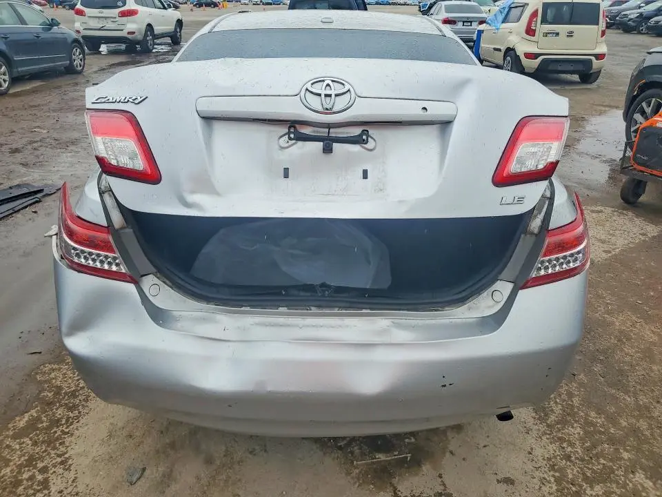2010 TOYOTA CAMRY LE  