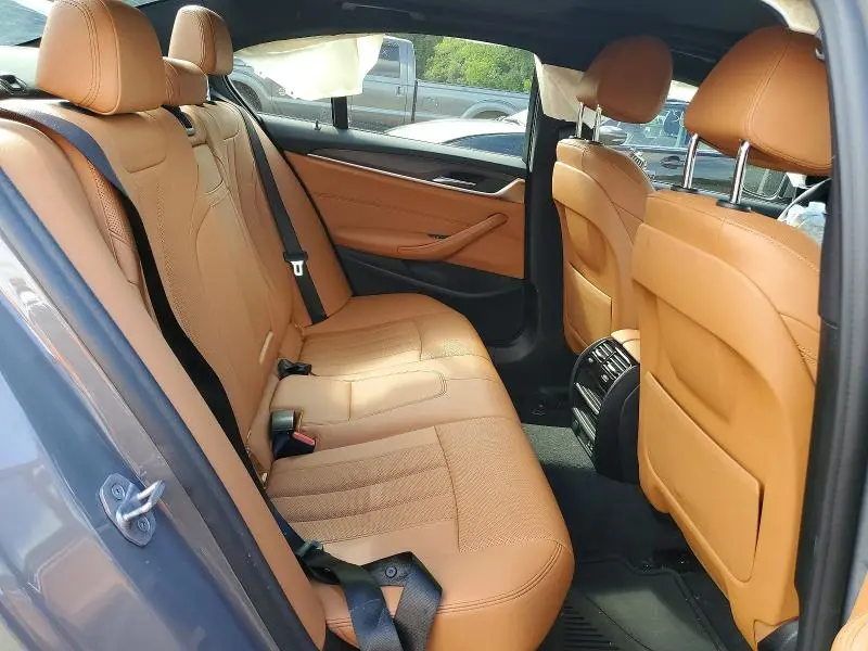 2021 BMW 530 XI  