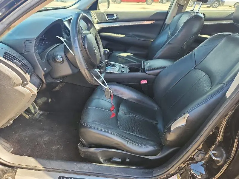 2015 INFINITI Q40   