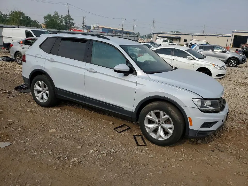 2019 VOLKSWAGEN TIGUAN S  