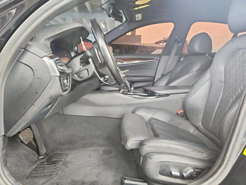 2022 BMW 530 I  