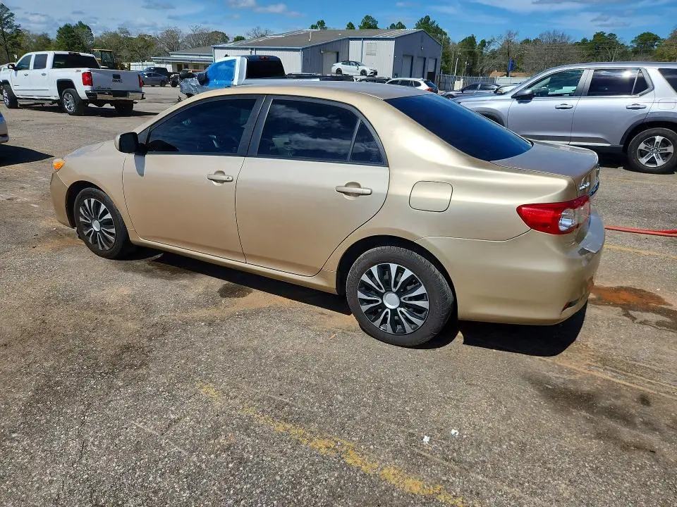 2012 TOYOTA COROLLA LE  