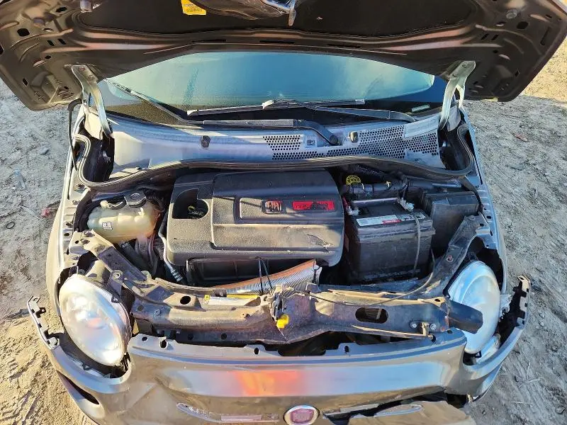 2012 FIAT 500 LOUNGE  