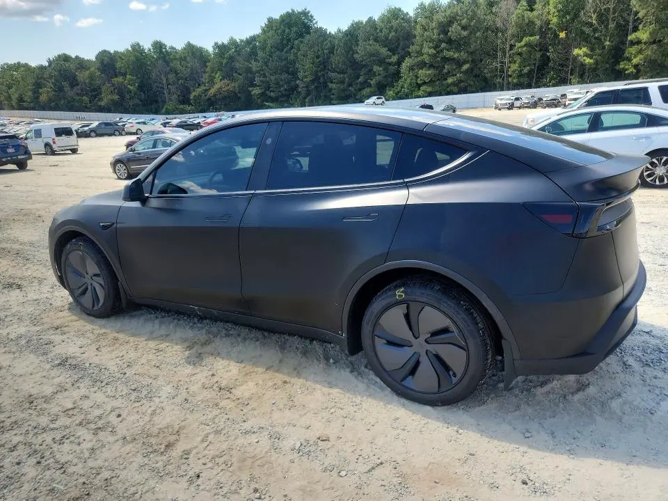 2026 TESLA MODEL Y   